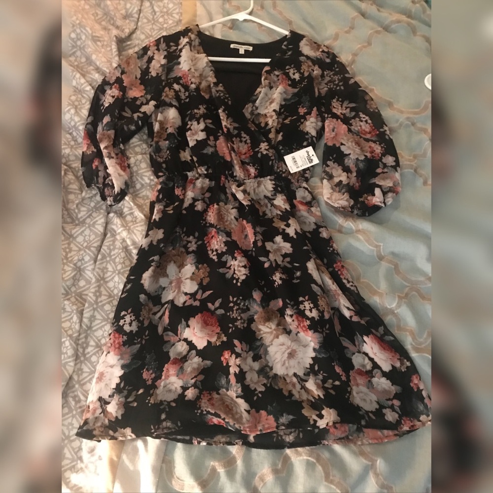 Charlotte Russe black floral dress 👗👗👗